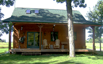 Cabin for rent near Lake Poygan in Fremont, WI.